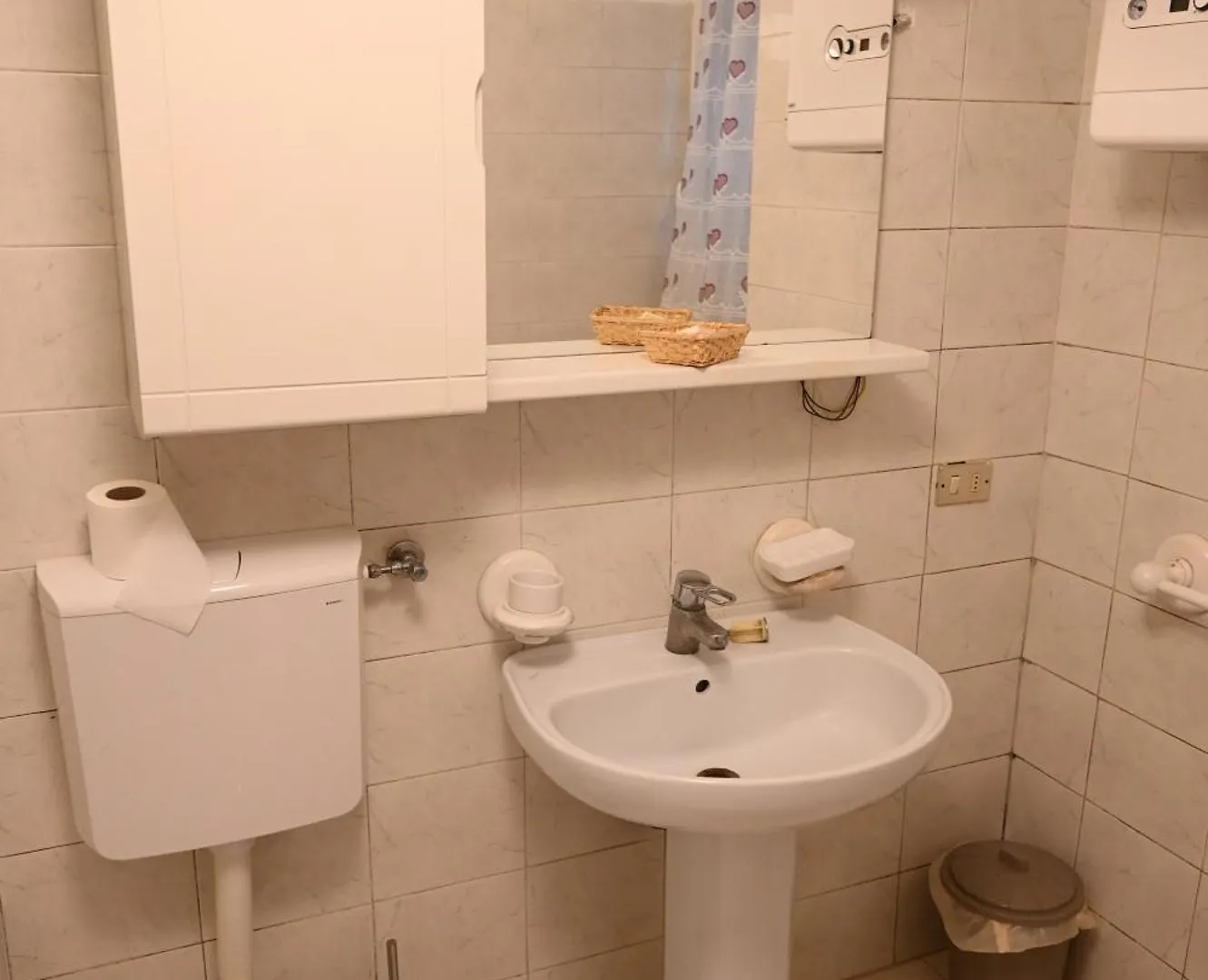 Villa Il Capriolo Tavernelle  Casa vacanze Tavernelle (Massa-Carrara)