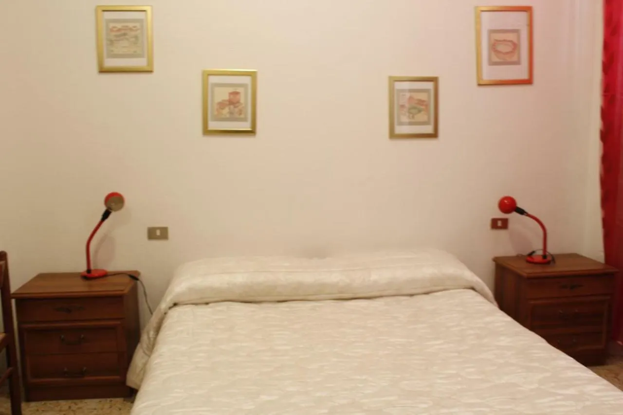 Villa Il Capriolo à Tavernelle  0*, Tavernelle (Massa-Carrara)