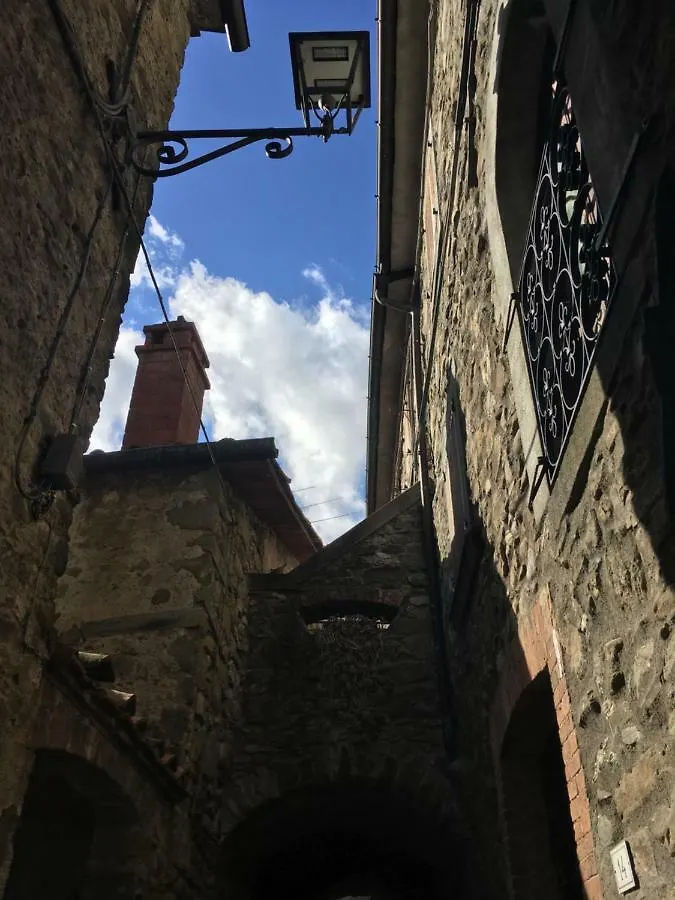 Il Capriolo Villa Tavernelle  0*, Tavernelle (Massa-Carrara) Italy